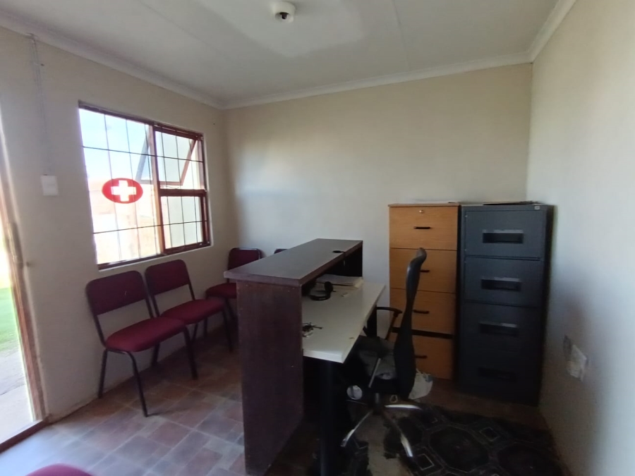 2 Bedroom Property for Sale in Tjoksville Eastern Cape